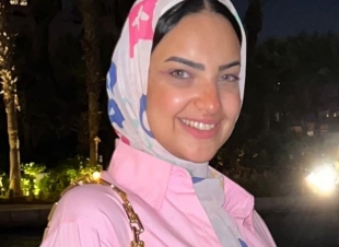 خبيرة متخصصة ترجح: 